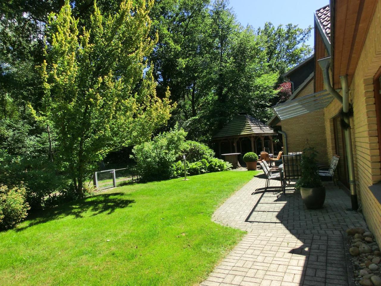 Ullas Gaestehaus Мунстер Экстерьер фото